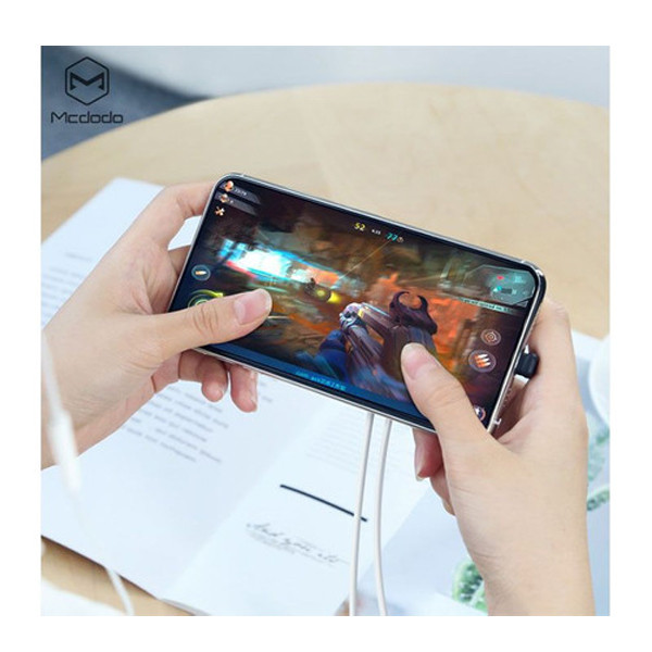 مبدل 1 به 2 لایتنینگ مک دودو مدل CA-6290